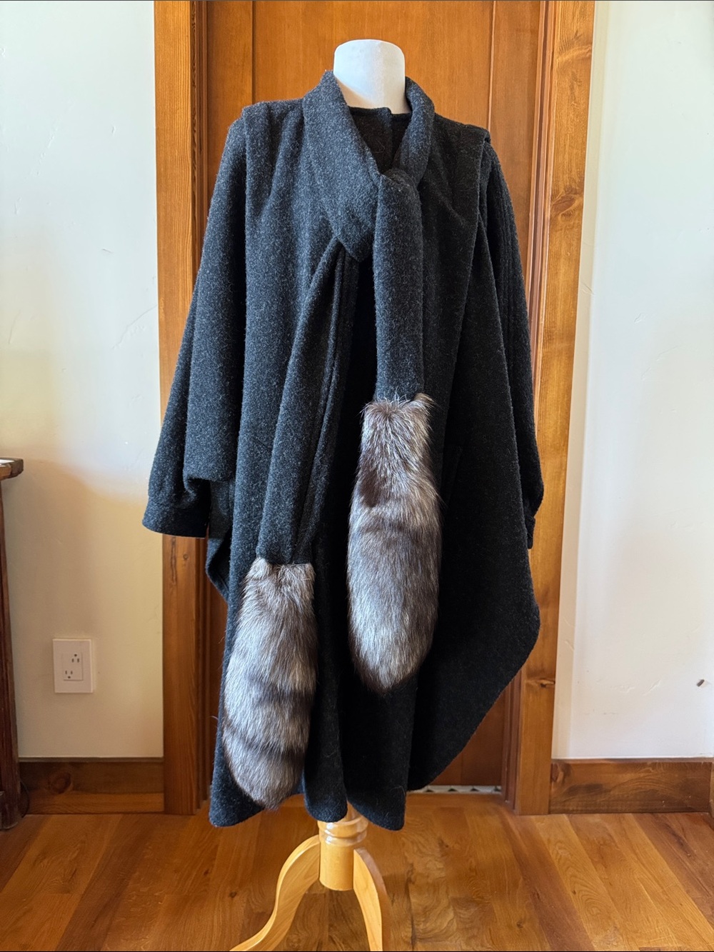 Gray Wool Cape with Fox-Fur Trim Scarf